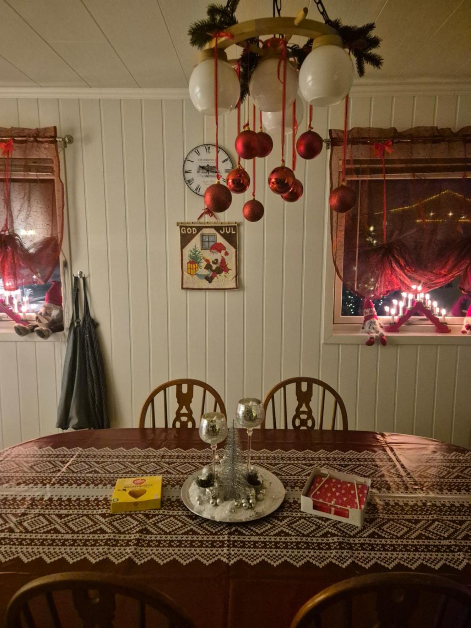 Utsikten Feriehus I Bakkeby Экстерьер фото