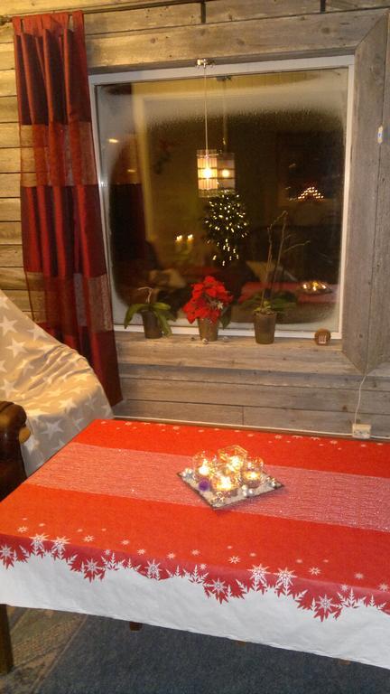 Utsikten Feriehus I Bakkeby Экстерьер фото