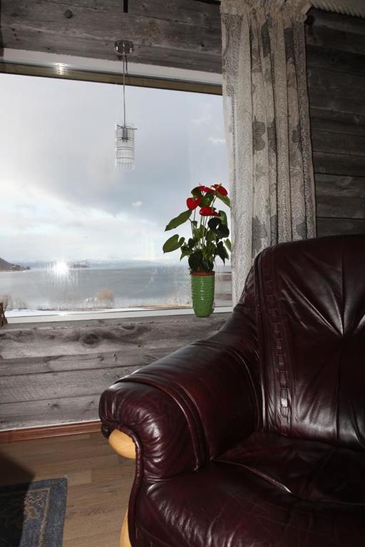 Utsikten Feriehus I Bakkeby Экстерьер фото